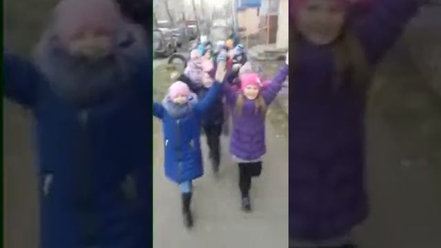 Аннелина, Гимназия 56, 3г класс пошли в кино, октябрь 2017г.