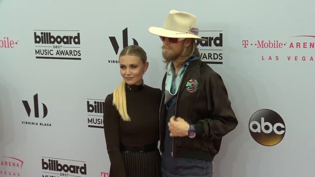 Billboard Music Awards - Red Carpet 2017 - 
Лайк Подписка И Потдержать!