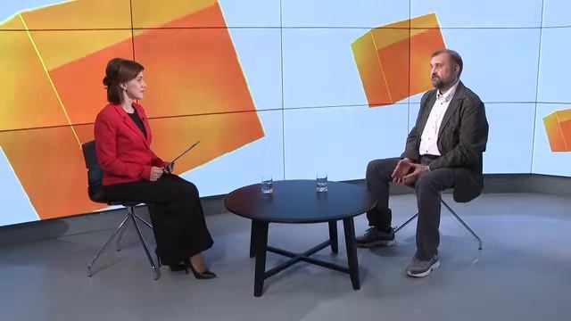 Поговорим. Гость программы Юрий Мостяев