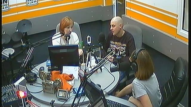Хозяйка дома Португалии Екатерина Семьянова и креативный директор Дмитрий Крутов в студии NN-Radio