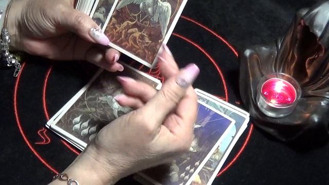 ТАРО ИЗМЕНЧИВАЯ ЗЕМЛЯ ( THE TERRA VOLATILE TAROT). ОБЗОР.
