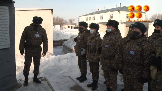 Кто охраняет заключенных