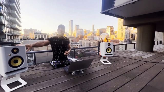 Toronto Rooftop Mix - DîJon - June 2022 (Melodic House)