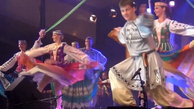 Folk Dance   belarus girls #upskirt#белорусский#танец