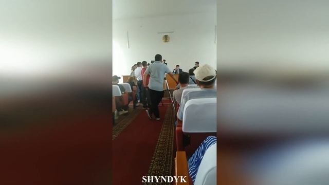 Халық жалақыларын алам ай жүр. Семей