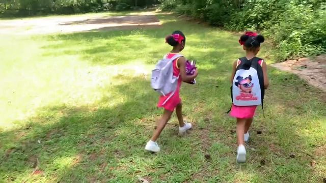 Cheerleaders Bully NERD for trying out for the cheerleading TEAM| Nelani’s World