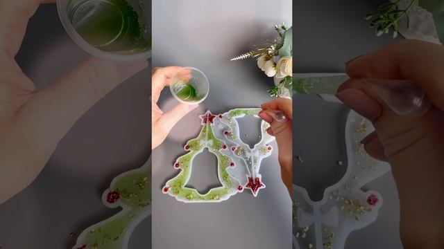 Артикул WB:274755348 Елочка со звездой на Новый год и эпоксидки #DIY #resin #своимируками #новыйгод