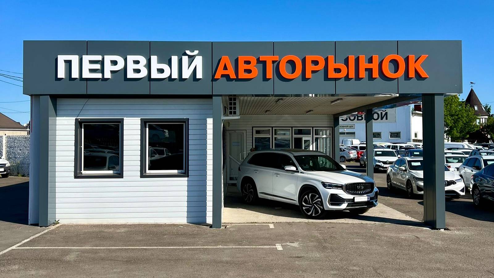 ВАЗ (Lada)  	Priora	2012	белый	XTA217220C0215219