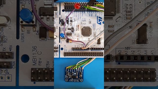 ADXL345 Acceleration Sensor Detects Impact