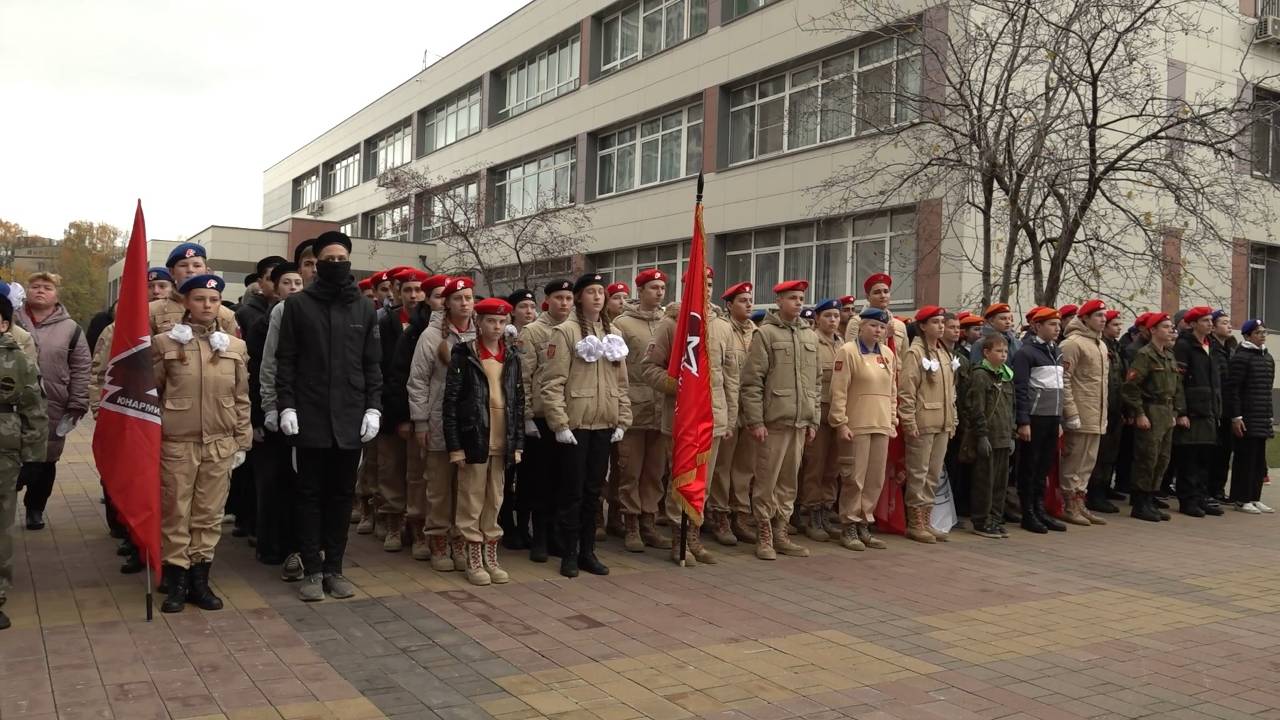 (12+) Юная сила России: открытые военно-патриотические «Мытищинские игры» объединили юнармейцев