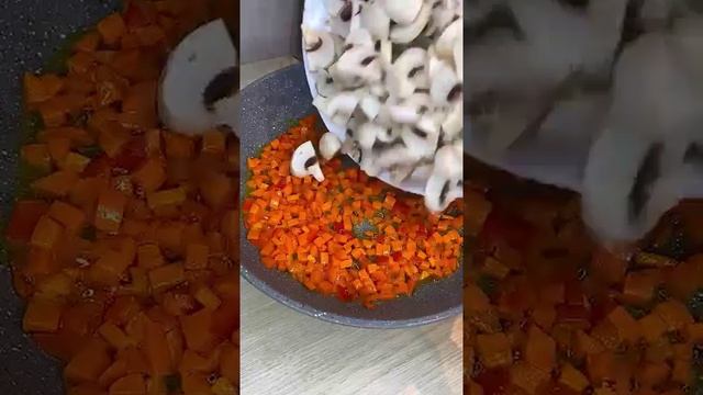 Сырно грибной суп с куриными крылышками 😋👍