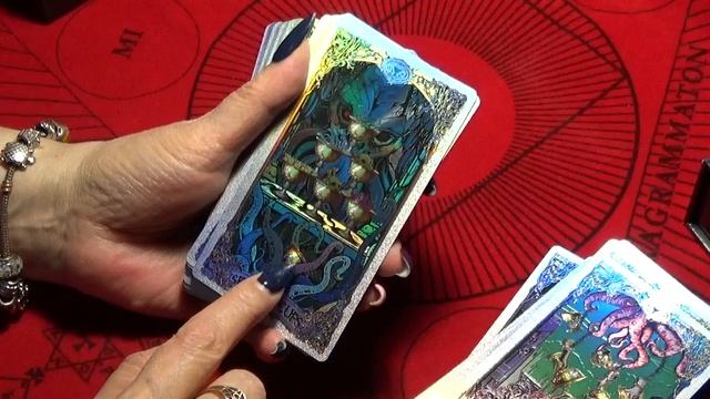 МИФИЧЕСКОЕ ТАРО КТУЛХУ Серебряное издание (KESULU MYTHOLOGY TAROT). Китай.