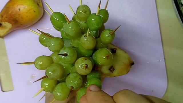 Осенняя закуска "Ёжики" 🦔🍇🍐