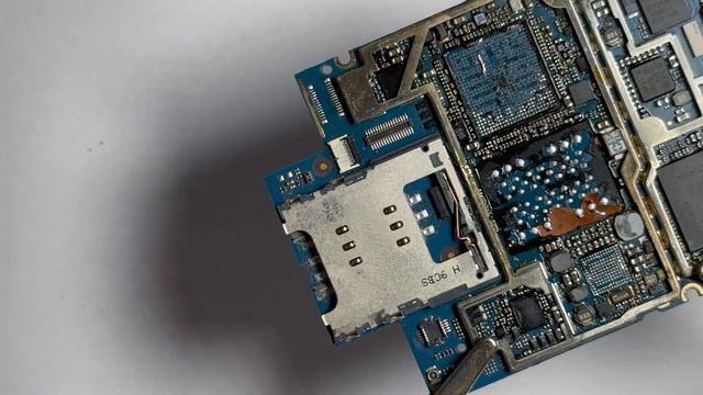 Apple iPhone 16GB connector desoldering