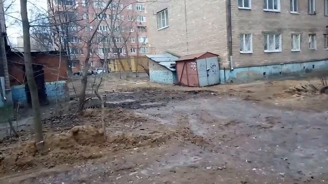 Перерыли во дворе мкр. Саввино г. Балашиха