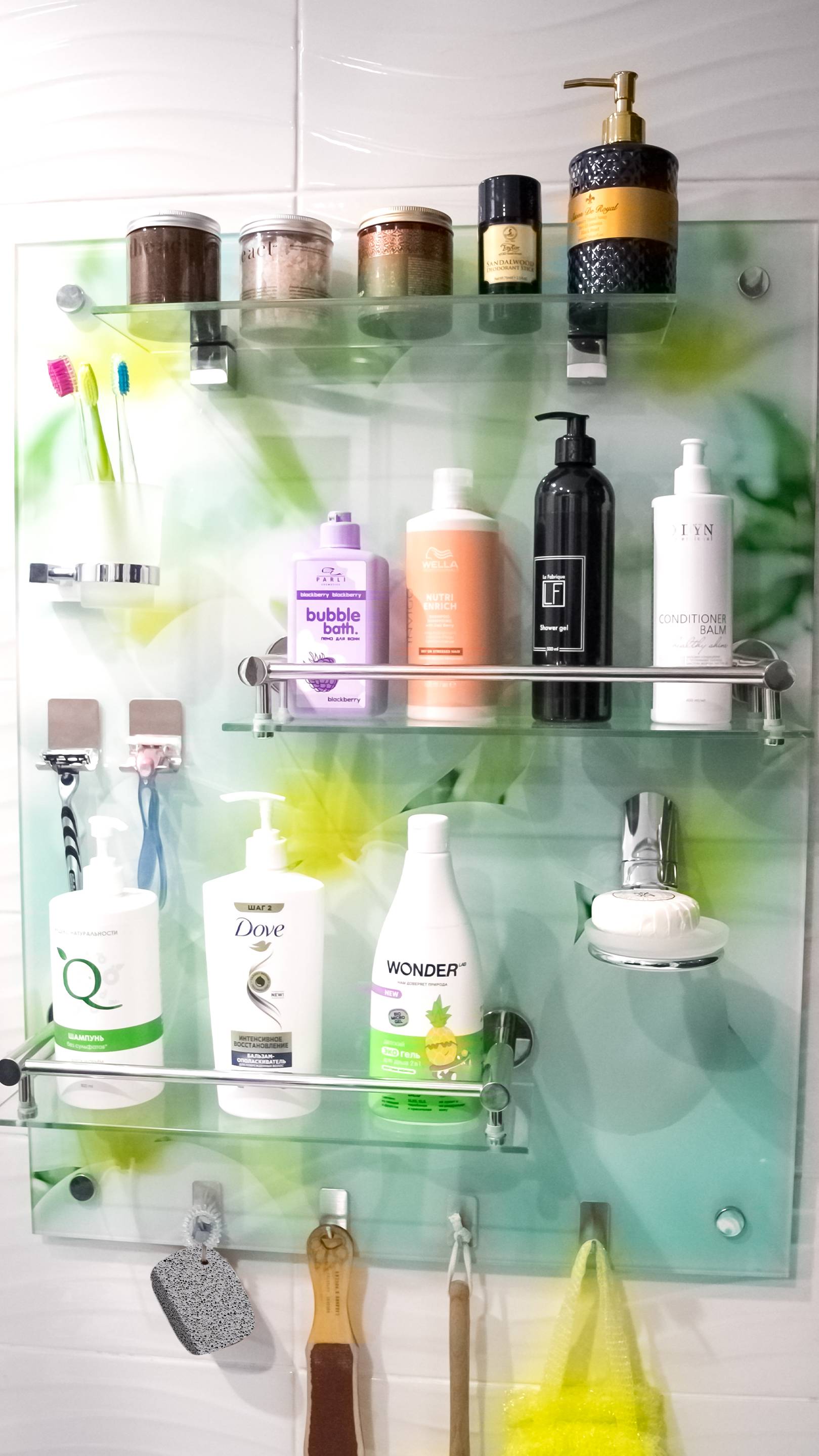 Полка в ванную комнату