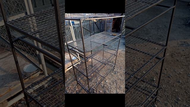 Трехъярусная клетка для молодняка птицы
