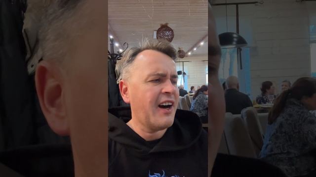 Наяблушиться под кундюбки — любимое развлечение гостей ресторана «Укроп и гренка» в селе Алтайское