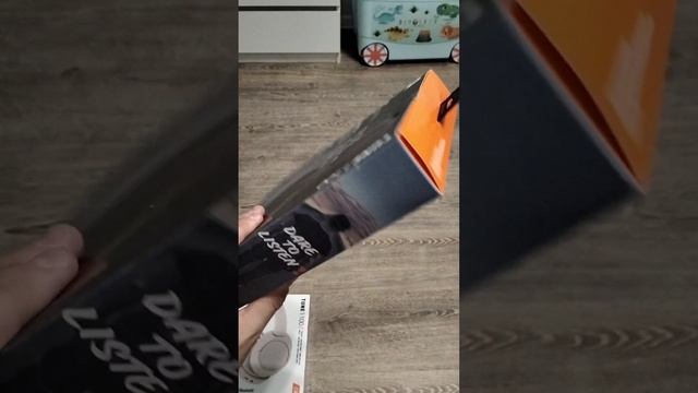 Беспроводные наушники Jbl.mp4