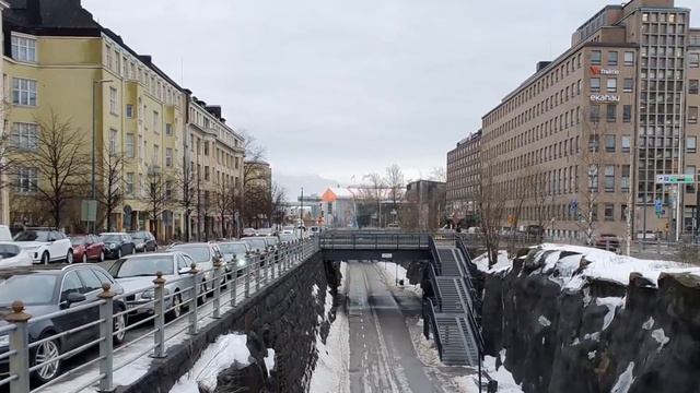 Финляндия скатилась в нищету! Чемпион мира по одеванию в сэконд-хэнд!