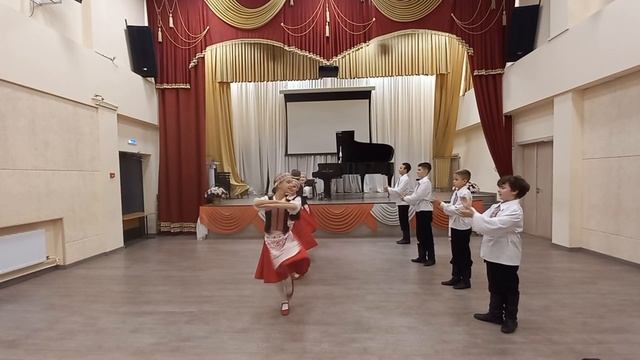 Хореографический ансамбль "Забава" Белорусский танец "Крыжачок"