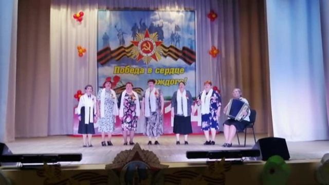 Вокальная группа Сибиряночки На Мамаевом кургане тишина