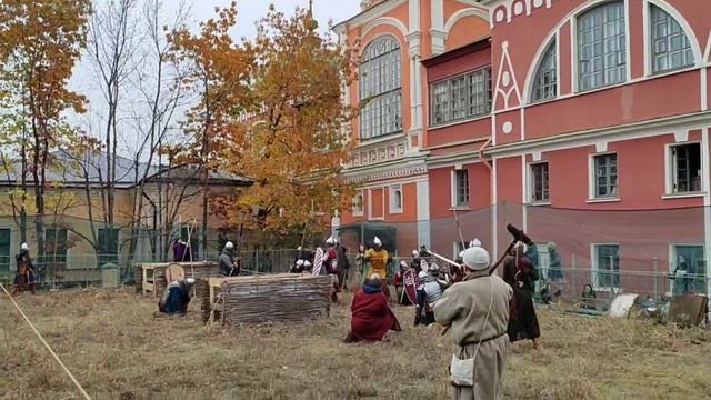 Манёвры исторической реконструкции в Кадашах