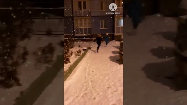 2020, 25 декабря, снег❄️ Ура, каникулы//накануне нового года из семейного архива