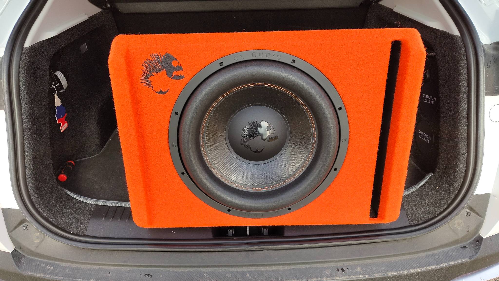 Установка и прослушка активного сабвуфера DL Audio Piranha 15A Orange V 2