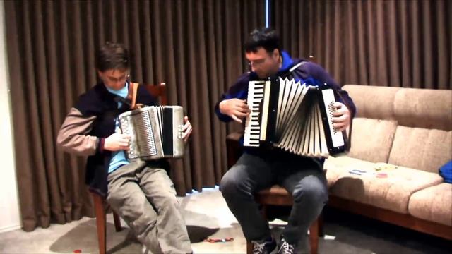 Happiest Days Of All & Pay day At The Pub (Slim Dusty) - Squeeze box duo!