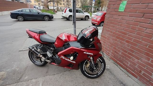 Мотоцикл Honda CBR954RR