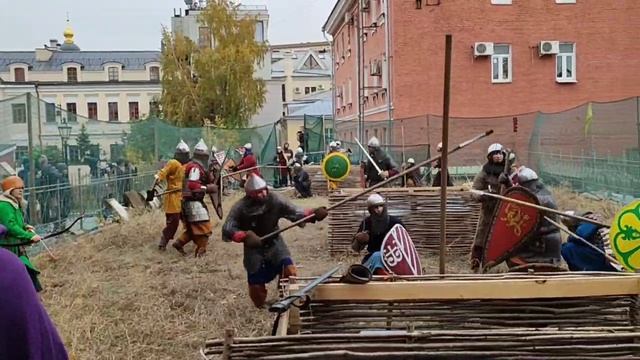 Манёвры исторической реконструкции в Кадашах