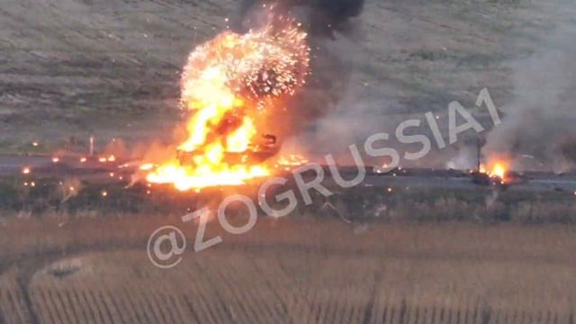 Зрелищный фейерверк после уничтожения гружённой боеприпасами вражеской БМП-2 возле оккупированной Су