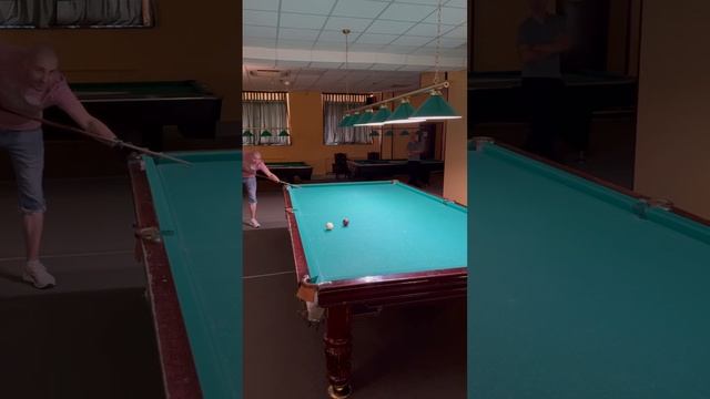 Когда замазан в лузе 🔥 #shorts #billiard #обучение #бильярд #развлечение #спорт