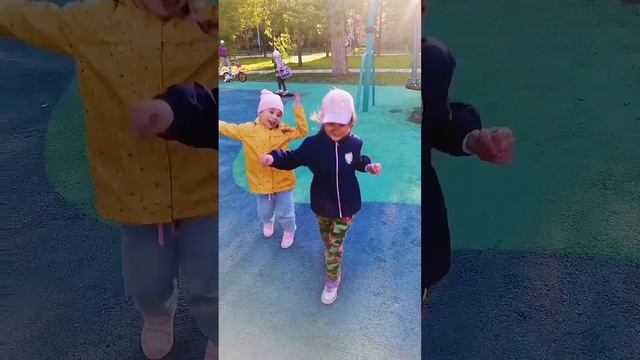 Зажигательные танцы! #дети #дабро