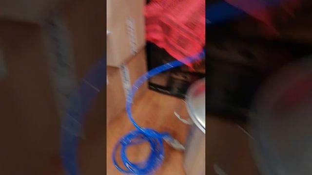 Самогонный аппарат . Жена подготовила подарочек на день рождение своему мальчику.