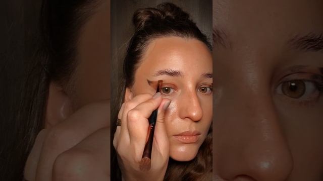 Макияж, который легко сможет повторить каждая из вас  
#shorts #tutorial #makeup #тренд #хэллоуин