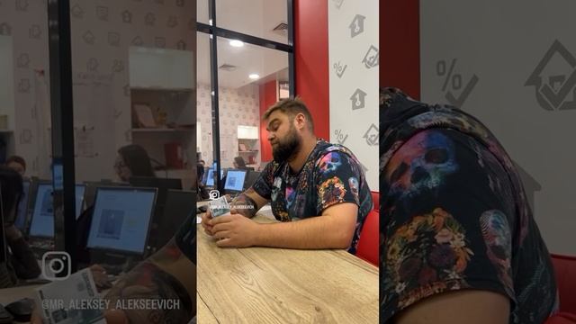 Что делает людей счастливыми))