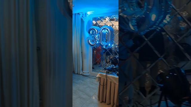 самый маленький зал.