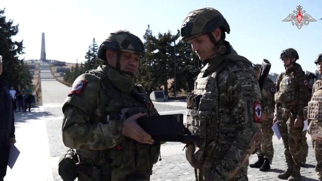 Награждение военнослужащих горного мотострелкового соединения группировки войск «Центр»