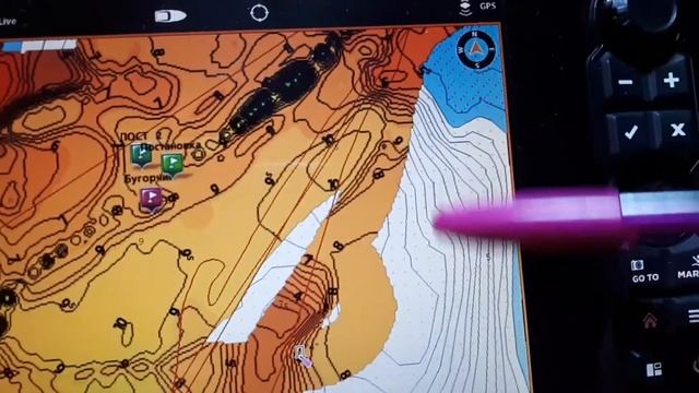 HUMMINBIRD SOLIX 12 "Включение" изобатов на карте Navionics