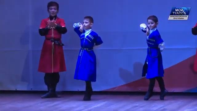 В Туапсинском районе подвели итоги фестиваля национальных культур "В семье единой" 10.12.2022