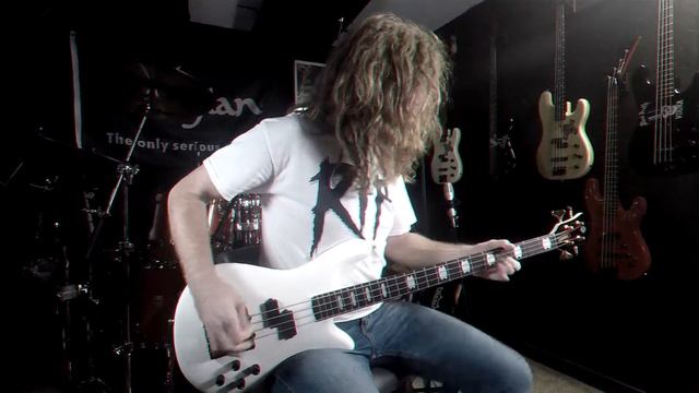 Skid Row - Rattlesnake Shake (Bass Cover)