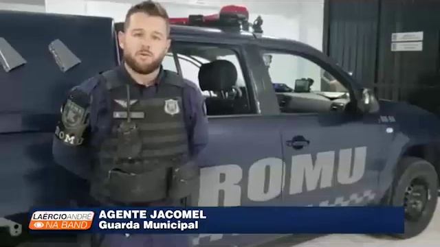 ROMU PRENDE TRAFICANTE COM MACONHA, CRACK, COCAÍNA E ARMA DE FOGO NO JARDIM ITÁLIA.