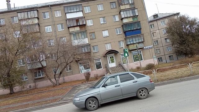 Магнитогорск нетуристический - немножко гуляем по ул.Советской, до ул.Галиуллина