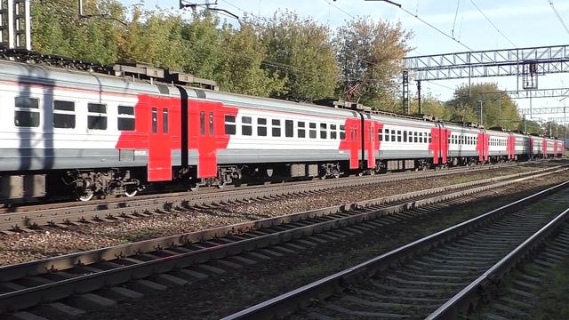 Электропоезд ЭД4М-0435 (ТЧПРИГ-31) пригородный поезд №6064 Ожерелье - Москва.