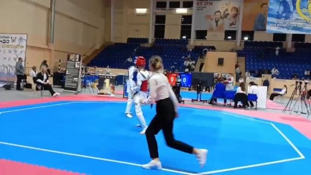 Егор Смоленск.  1 бой 1 раунд