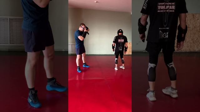 ☠️Невооруженная рука в ножевом бою за пределами простого приложения.