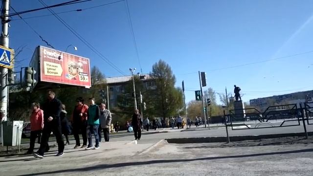 ДЕМОНстрация и Пасха 1 мая 2016.