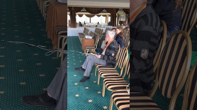 А.Алексейчик на lll Всемирном Конгрессе Экзистенциальной Психотерапии в Афинах.Попытка задать вопро